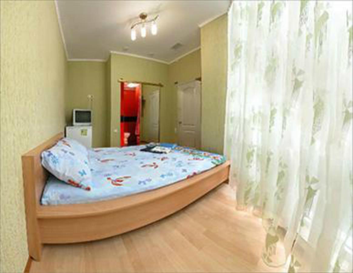 зiрка Готель